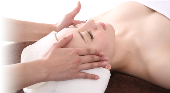 水光肌など東海地方で最先端のメニューや美容鍼の施術も可能です